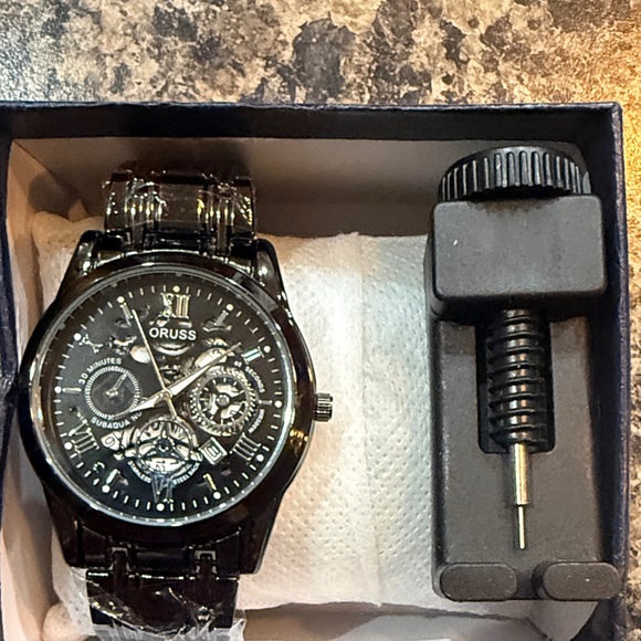 #29 Oruss Black Skeleton Watch Automatic - Picture 7 of 8